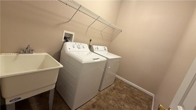 2288 Creekside Drive, Coplay Boro, PA 18037