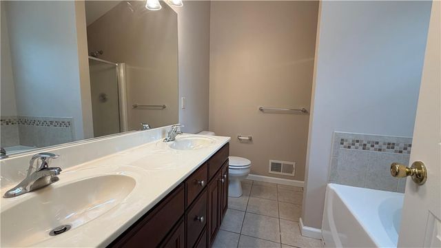 2288 Creekside Drive, Coplay Boro, PA 18037