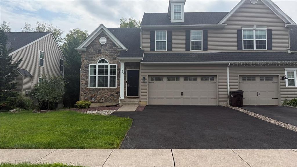 2288 Creekside Drive, Coplay Boro, PA 18037