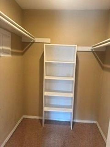 7200 Clarewood Drive 1, Houston, TX 77036