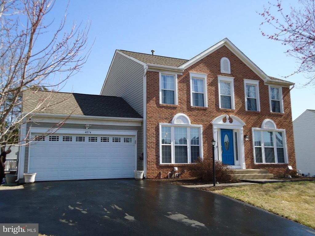 4074 ELKWOOD CT, Woodbridge, VA 22193