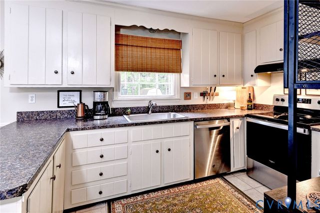 2525 Lauderdale Dr, Henrico, VA 23233