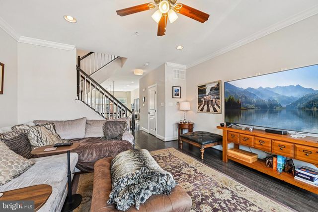 131 W FORT AVE, Baltimore, MD 21230