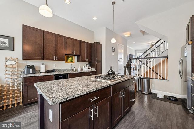 131 W FORT AVE, Baltimore, MD 21230