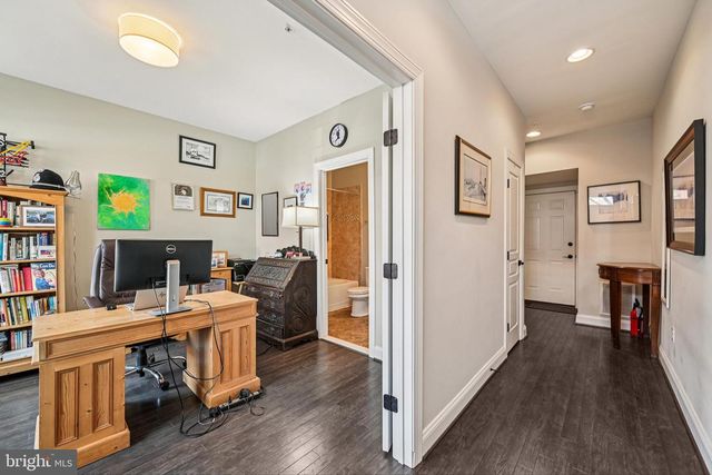 131 W FORT AVE, Baltimore, MD 21230