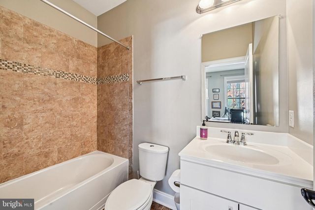 131 W FORT AVE, Baltimore, MD 21230