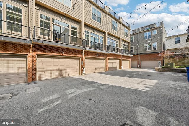 131 W FORT AVE, Baltimore, MD 21230