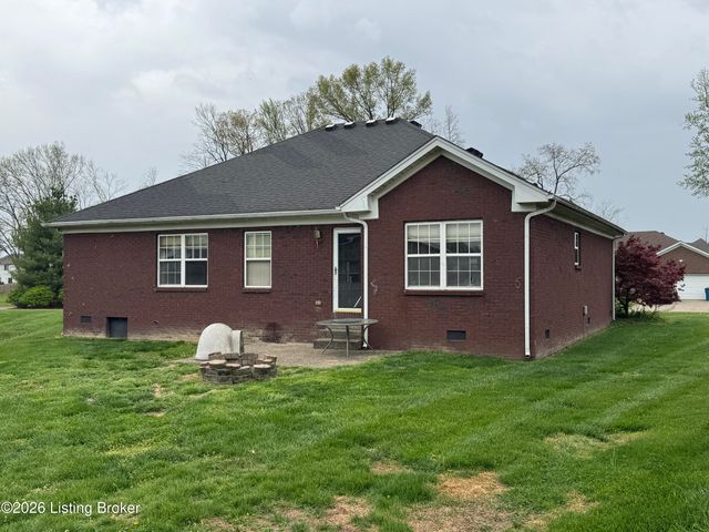 350 Jade Dr, Shepherdsville, KY 40165