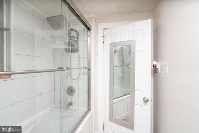 519 CLARENDON AVE, Vineland, NJ 08360