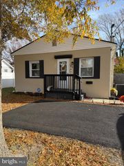 519 CLARENDON AVE, Vineland, NJ 08360