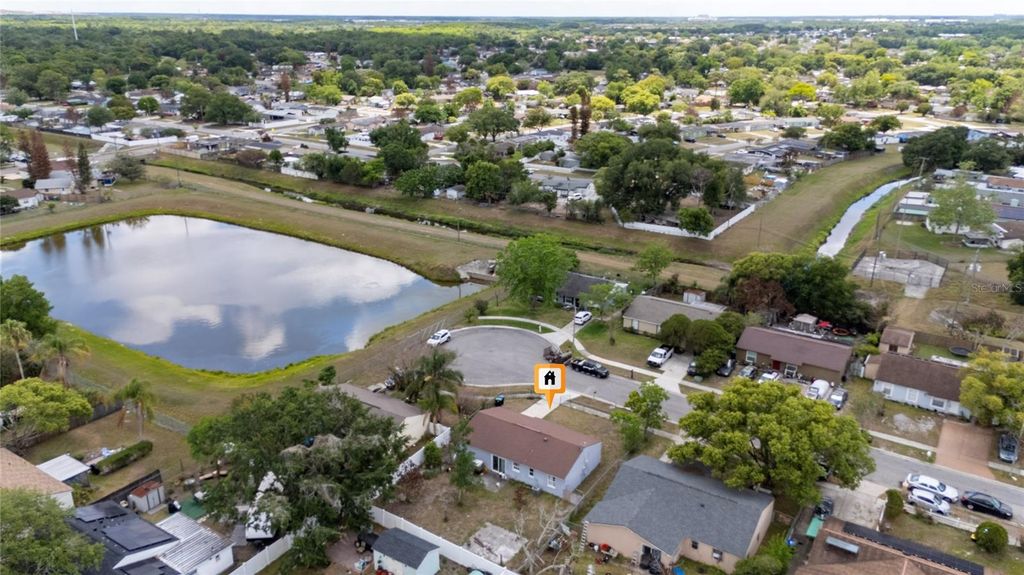 Image 28 of property listing at 7807 PINE HAWK LANE, Orlando, FL 32822