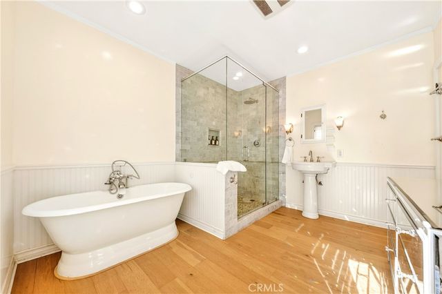 827 Hauser Blvd, Los Angeles, CA 90036