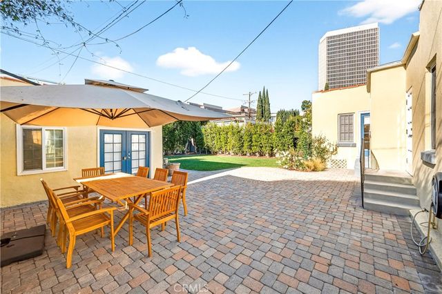 827 Hauser Blvd, Los Angeles, CA 90036