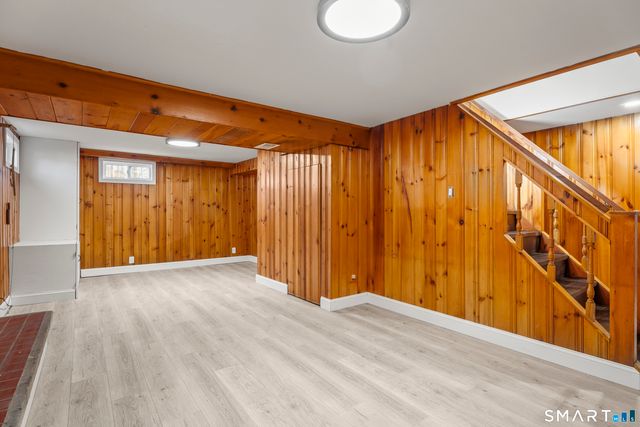 2 Burr Hill Terrace, North Branford, CT 06471