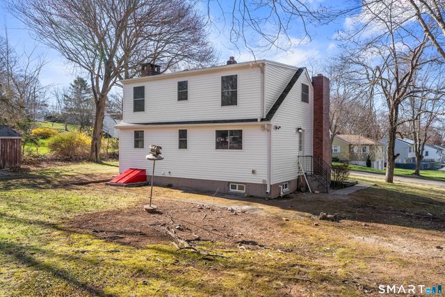 2 Burr Hill Terrace, North Branford, CT 06471