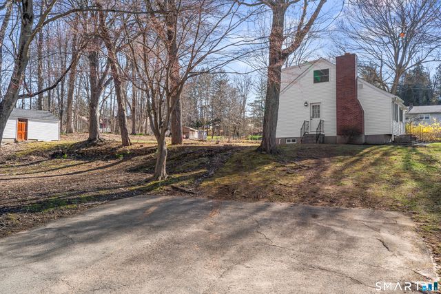 2 Burr Hill Terrace, North Branford, CT 06471