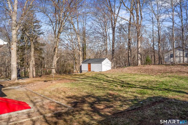 2 Burr Hill Terrace, North Branford, CT 06471