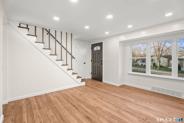 2 Burr Hill Terrace, North Branford, CT 06471
