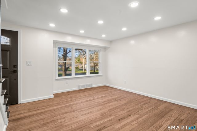2 Burr Hill Terrace, North Branford, CT 06471