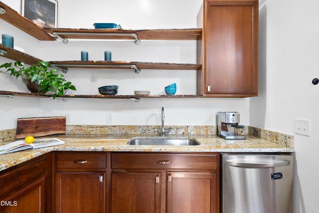 523 E Edenton Street, Raleigh, NC 27601