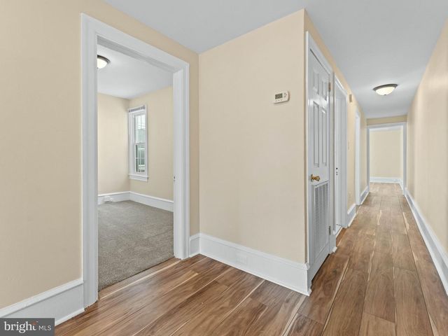 32 S BROADWAY, Pitman, NJ 08071