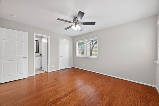 1114 Augusta Drive 10, Houston, TX 77057