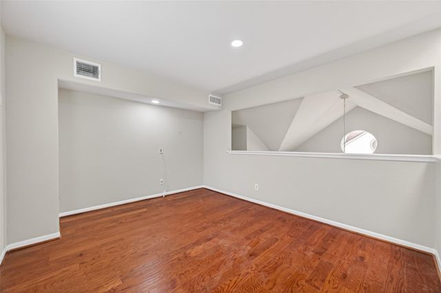 1114 Augusta Drive 10, Houston, TX 77057