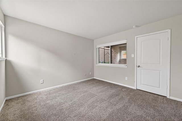 1114 Augusta Drive 10, Houston, TX 77057