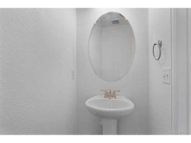1782 W 52nd Ct, Denver, CO 80221