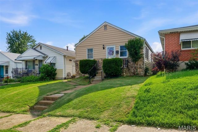 1511 Sproule Avenue, St Louis, MO 63139