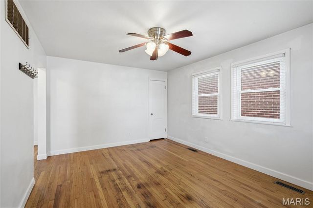 1511 Sproule Avenue, St Louis, MO 63139