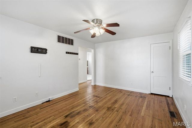 1511 Sproule Avenue, St Louis, MO 63139