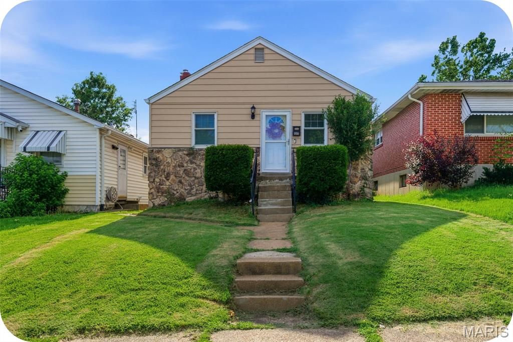 1511 Sproule Avenue, St Louis, MO 63139
