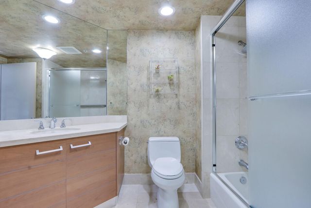 3630 GARDENS Parkway 501C, Palm Beach Gardens, FL 33410