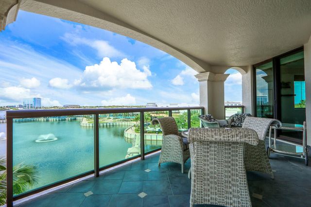 3630 GARDENS Parkway 501C, Palm Beach Gardens, FL 33410