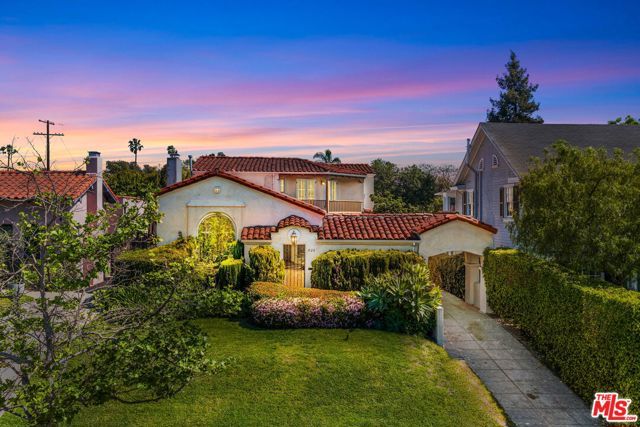 826 S Highland Avenue, Los Angeles, CA 90036