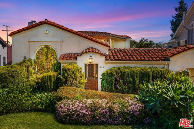 826 S Highland Avenue, Los Angeles, CA 90036