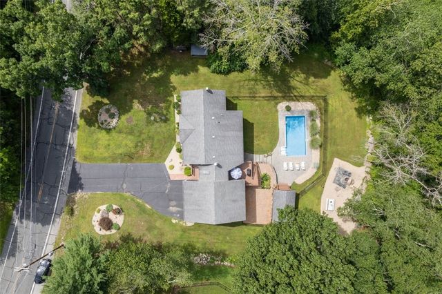 315 Saw Mill Road, Glocester, RI 02857