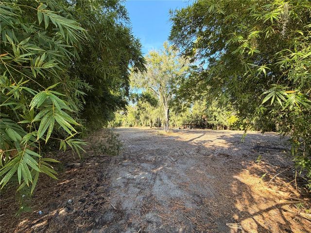 4736 NORMANDY DRIVE, Tampa, FL 33615