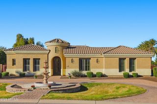 6626 S Delmar Place, Gilbert, AZ 85298