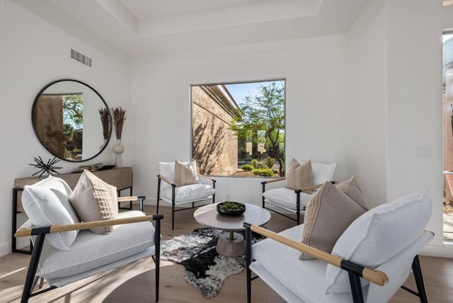 7152 E Night Glow Circle, Scottsdale, AZ 85266