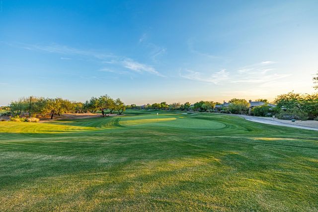 7152 E Night Glow Circle, Scottsdale, AZ 85266