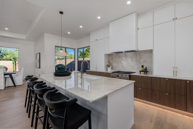 7152 E Night Glow Circle, Scottsdale, AZ 85266