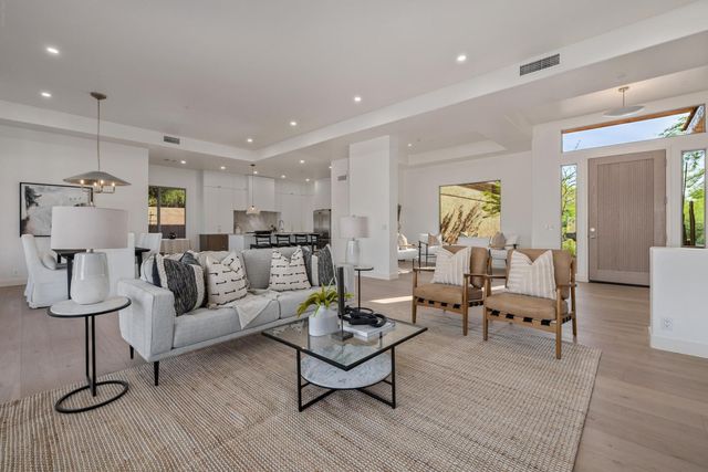 7152 E Night Glow Circle, Scottsdale, AZ 85266