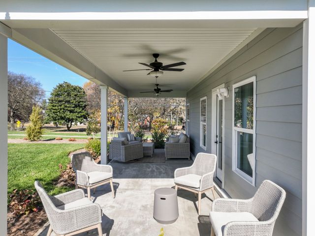 961 Watercourse Court, Nashville, TN 37214