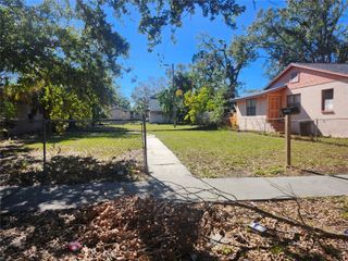 1002 13TH AVENUE S, St Petersburg, FL 33705