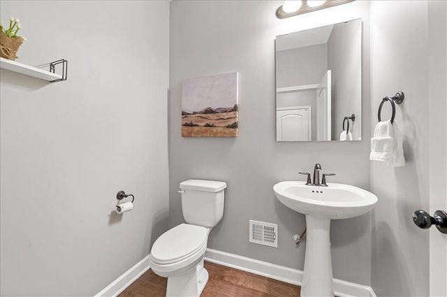 19004 Skyview Lane, Spring Hill, KS 66083