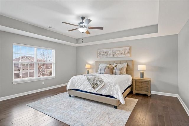 19004 Skyview Lane, Spring Hill, KS 66083