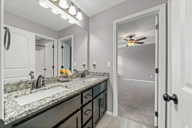 19004 Skyview Lane, Spring Hill, KS 66083