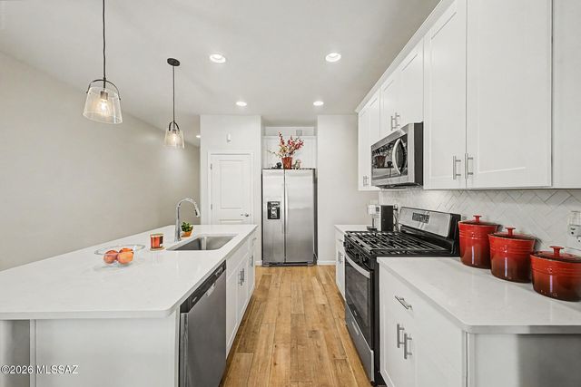 10388 W Zimmerman Street, Marana, AZ 85653